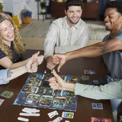 Hasbro Gaming Cluedo Conspiracy