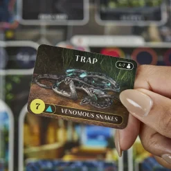 Hasbro Gaming Cluedo Conspiracy