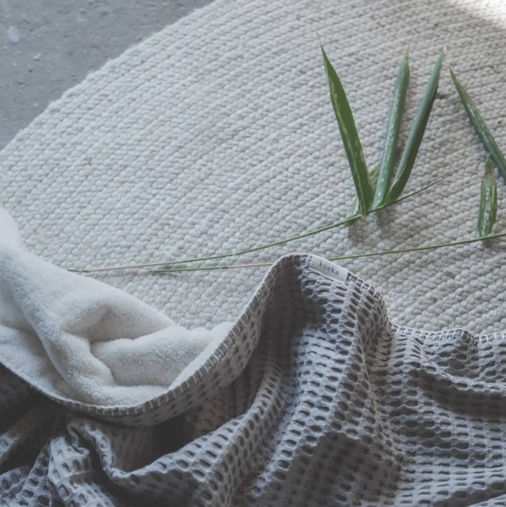 Discount Koeka Oslo Plaid Wafel En Teddy Clay/Pebble (140X200 Cm)