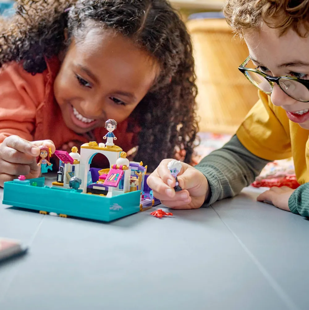 LEGO Disney Princess De Kleine Zeemeermin Verhalenboek 43213