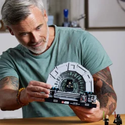 LEGO Star Wars Troonzaal Van De Keizer Diorama 75352