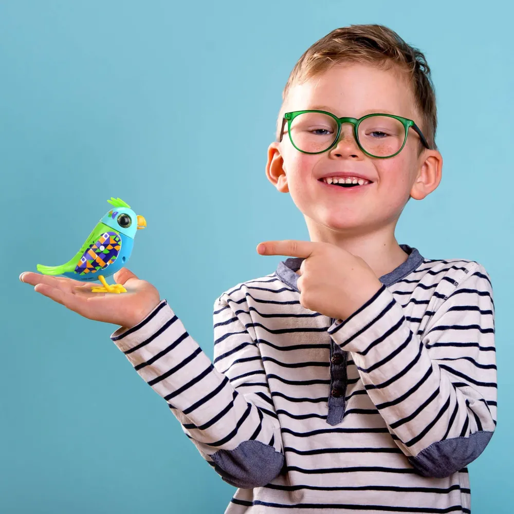 Silverlit Hooded Parrot Digibird